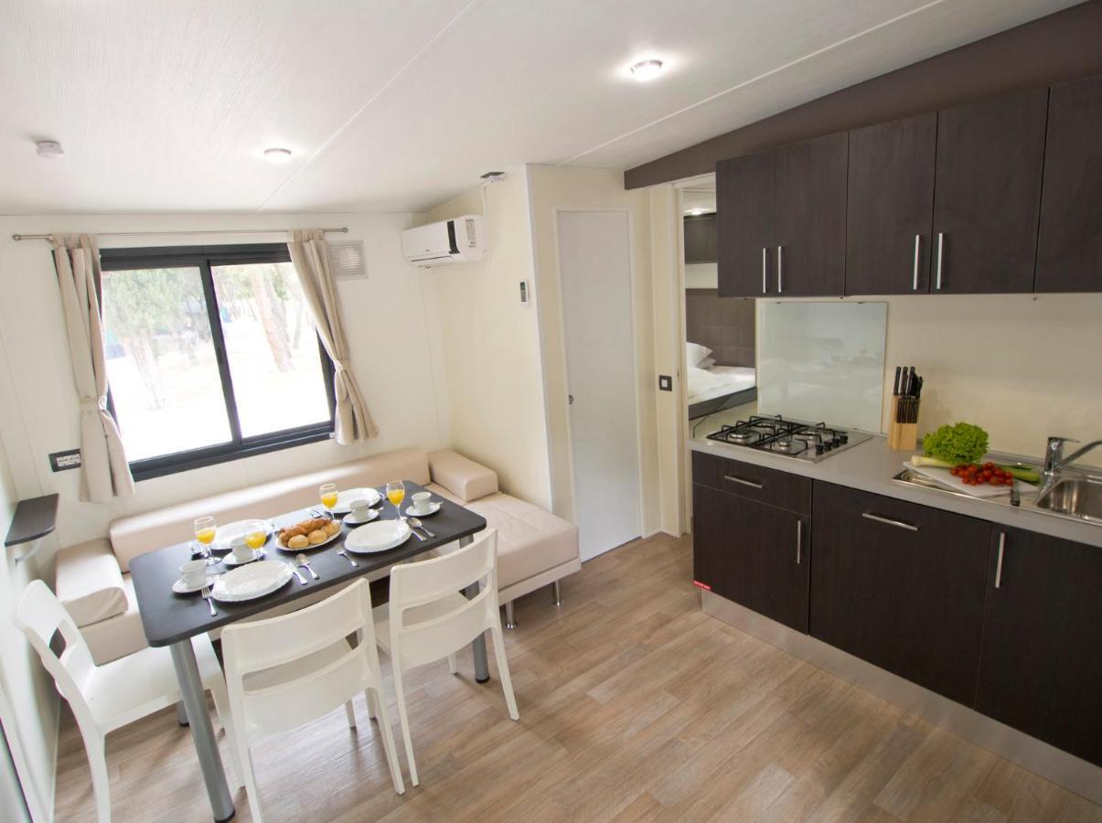 Mobile Homes Solaris Vacanceselect Шибеник Экстерьер фото