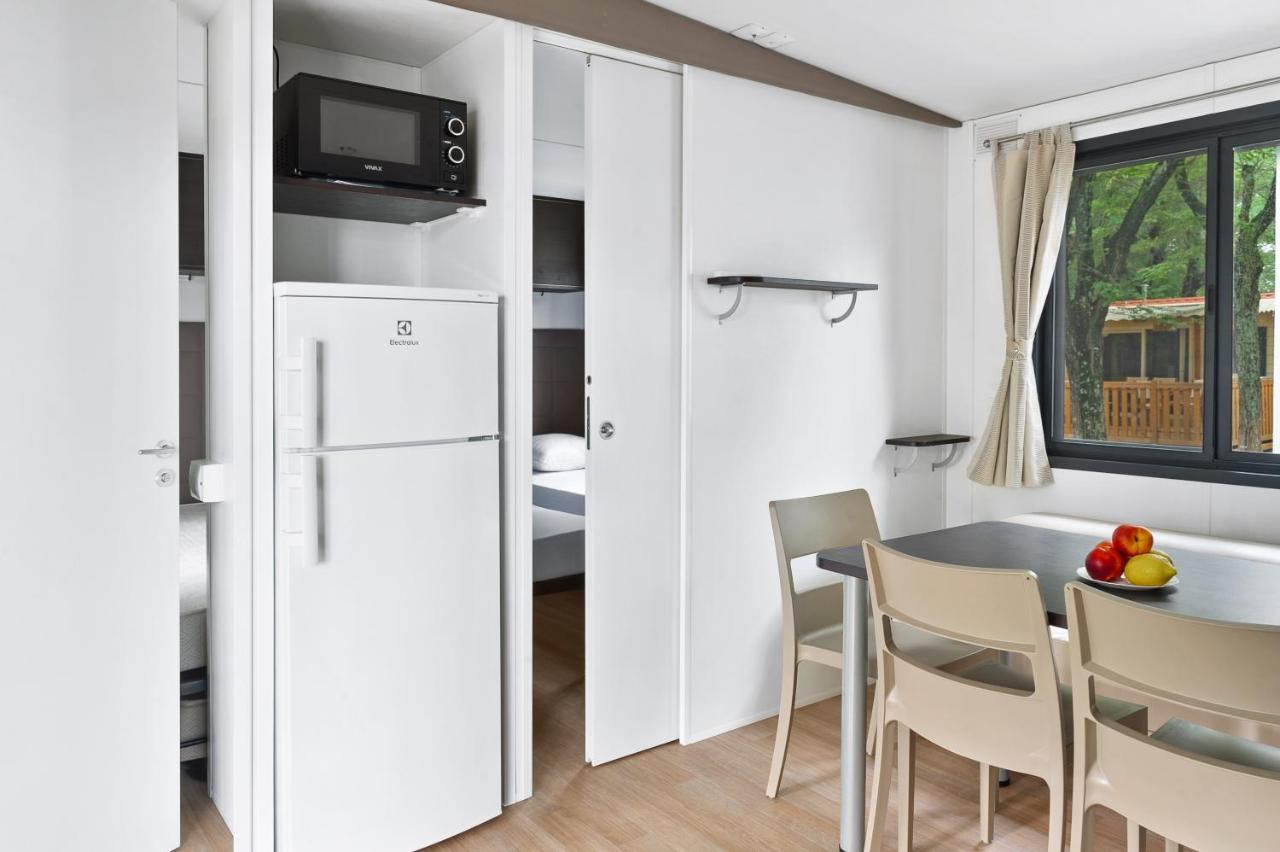 Mobile Homes Solaris Vacanceselect Шибеник Экстерьер фото