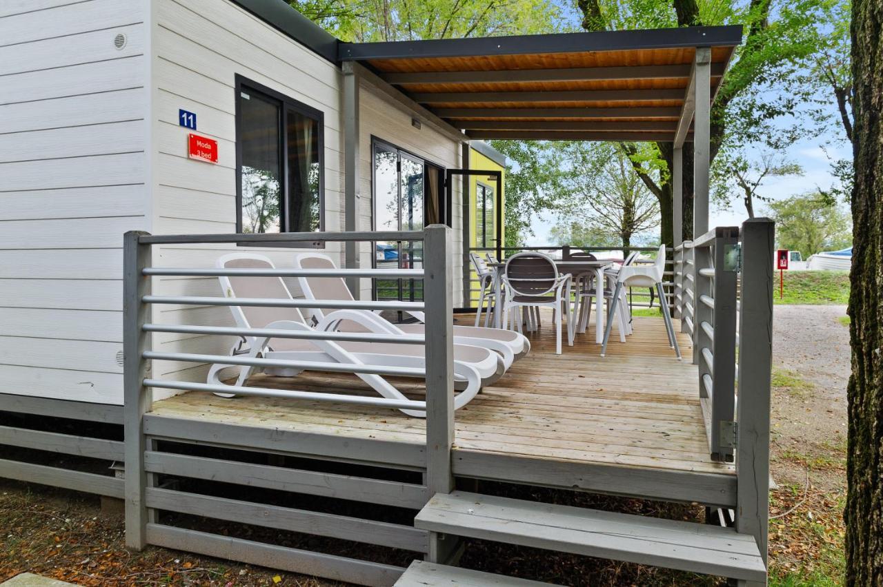 Mobile Homes Solaris Vacanceselect Шибеник Экстерьер фото