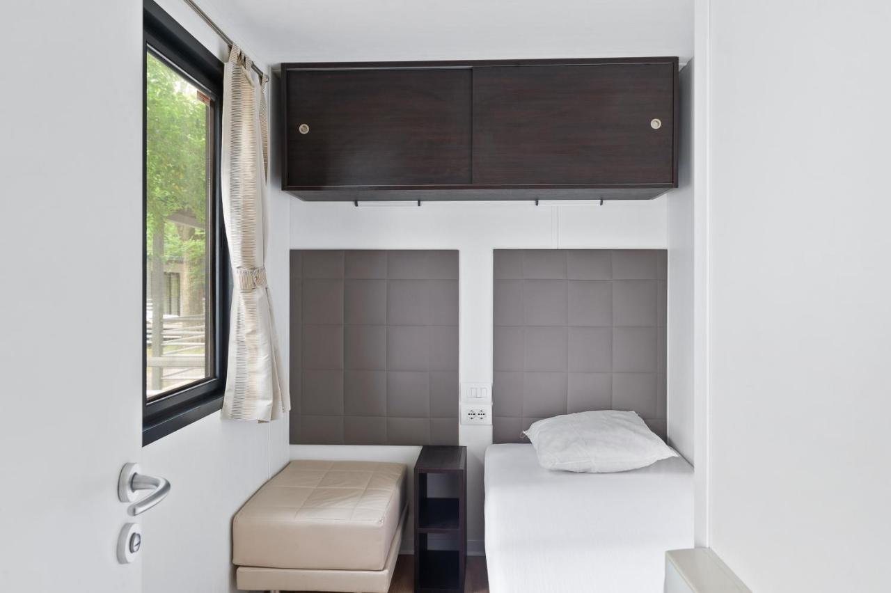 Mobile Homes Solaris Vacanceselect Шибеник Экстерьер фото