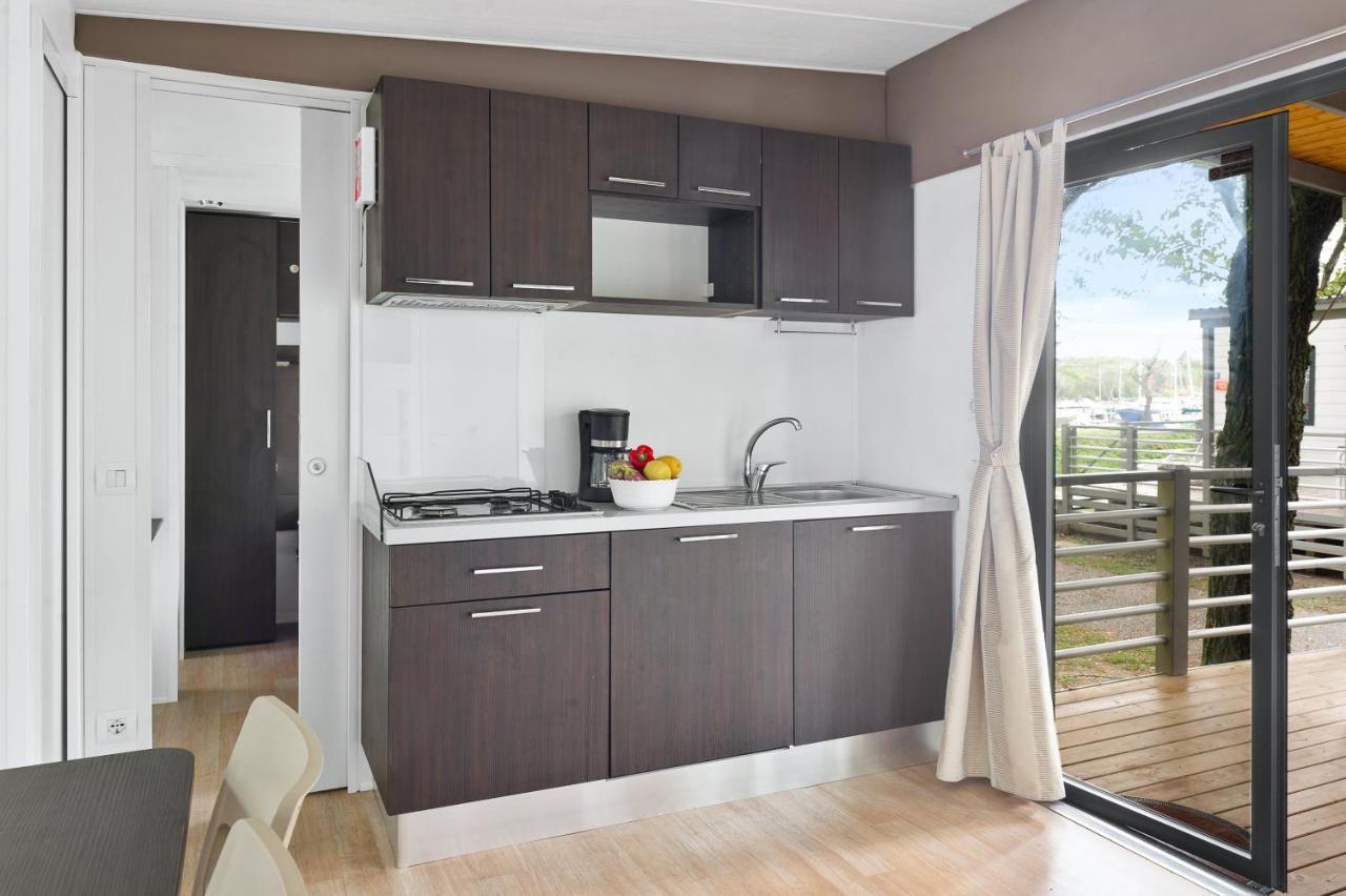 Mobile Homes Solaris Vacanceselect Шибеник Экстерьер фото