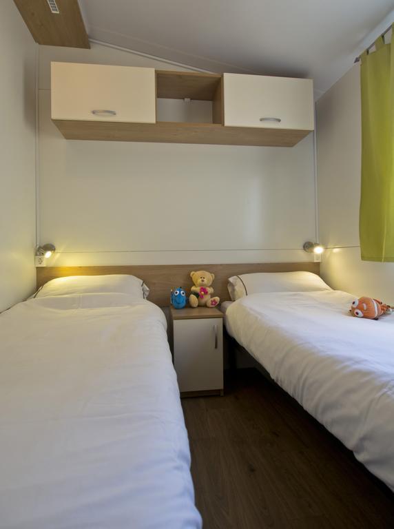 Mobile Homes Solaris Vacanceselect Шибеник Номер фото